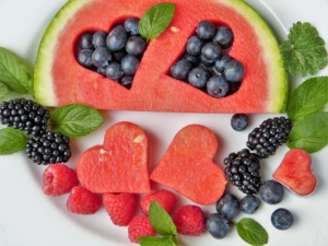 FRUTA PARA EVITAR LOS PUNTOS NEGROS